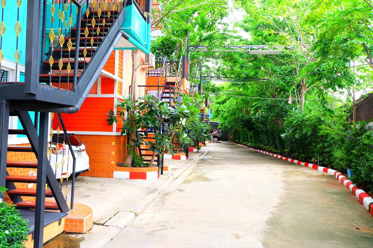 Rak Kun Resort 2 Накхонсаван Экстерьер фото